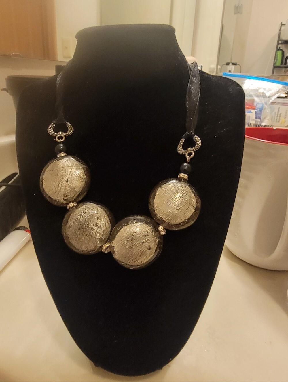 Premier Designs: POP ART NECKLACE    Retired